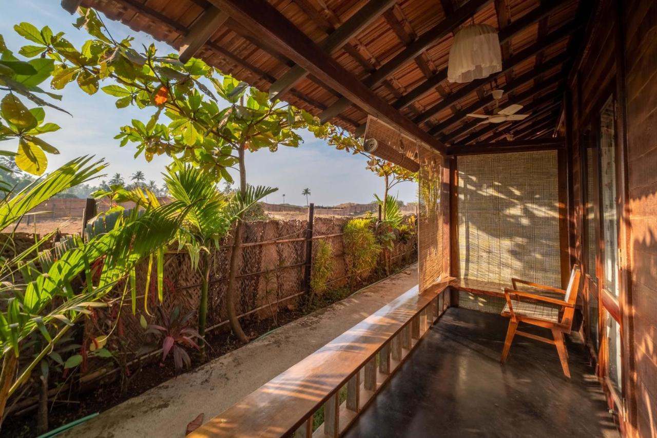 The Artist Cottages Morjim Buitenkant foto