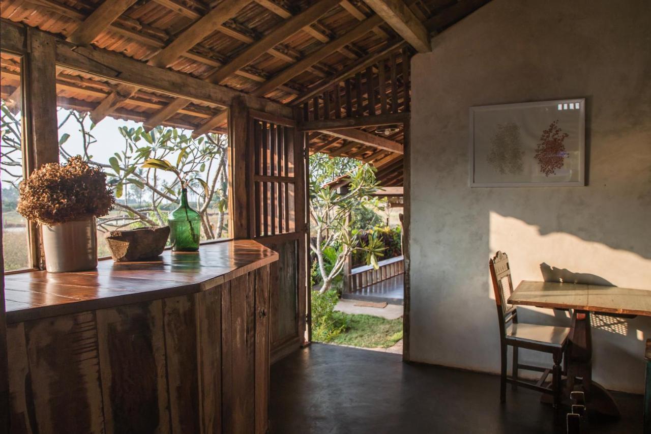 The Artist Cottages Morjim Buitenkant foto